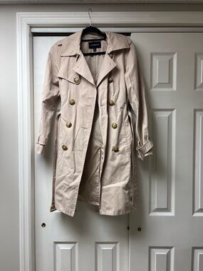 London Fog Women's Double-Breasted Trench Coat in Light Beige